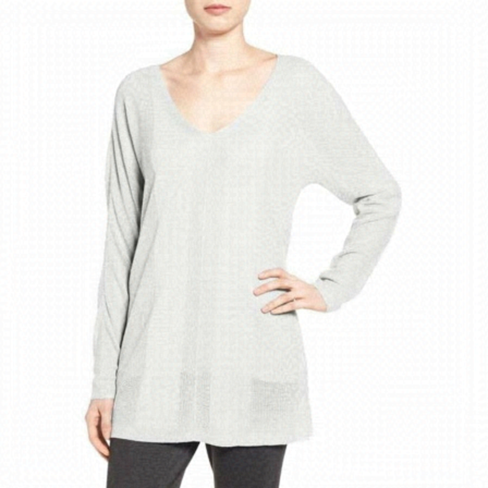 Halogen Oversized Lightweight V Neck Gray Sweater Medium